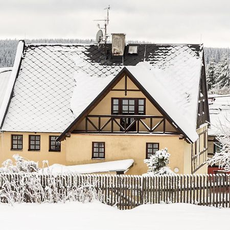 Chalupa Hrazdenka V Krusnych Horach Horní Blatná Extérieur photo
