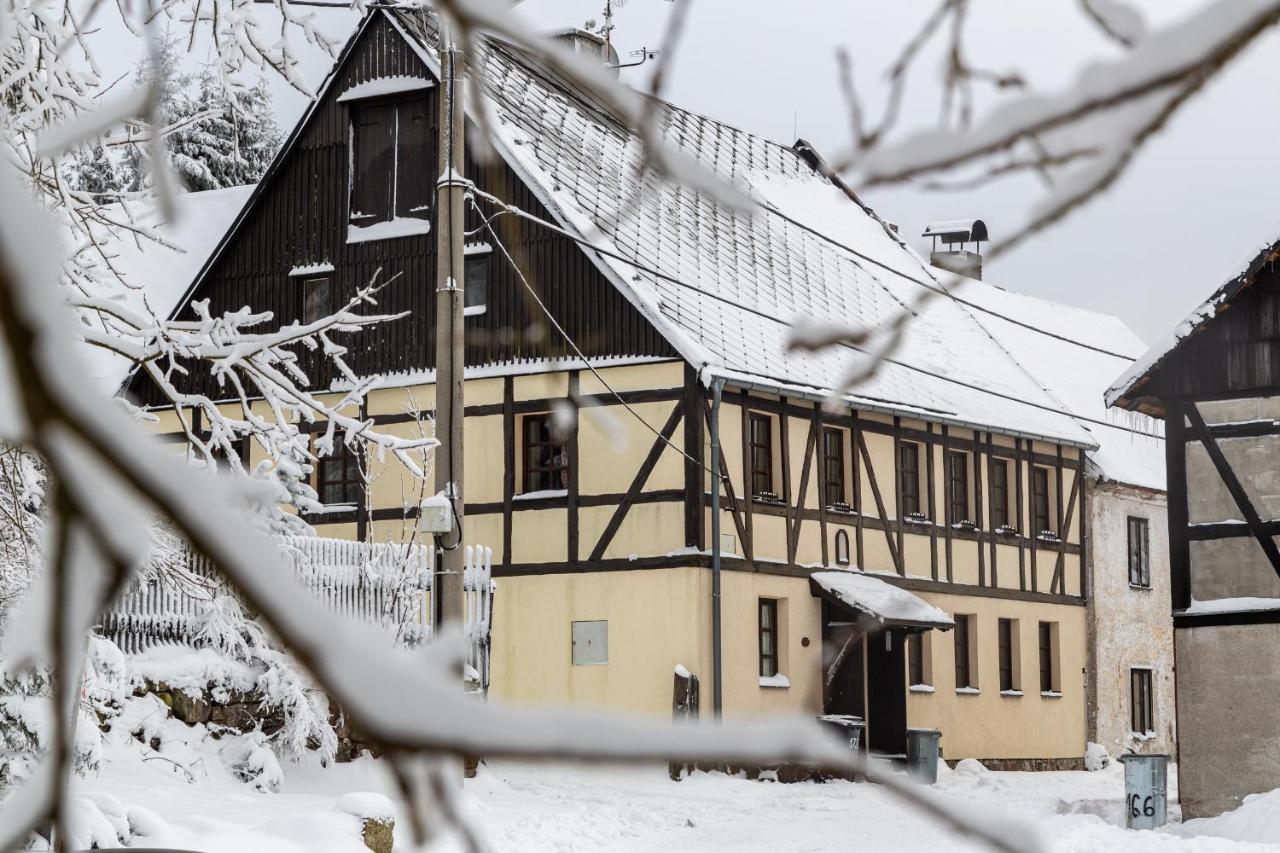 Chalupa Hrazdenka V Krusnych Horach Horní Blatná Extérieur photo
